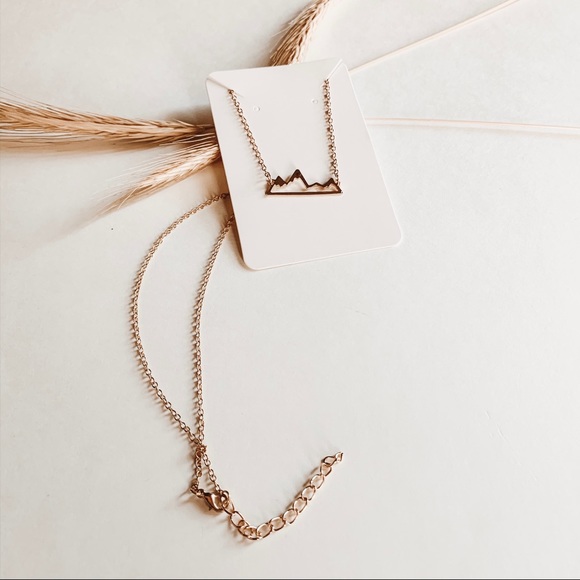 Snow Mountain Necklace Gold - Picture 2 of 2